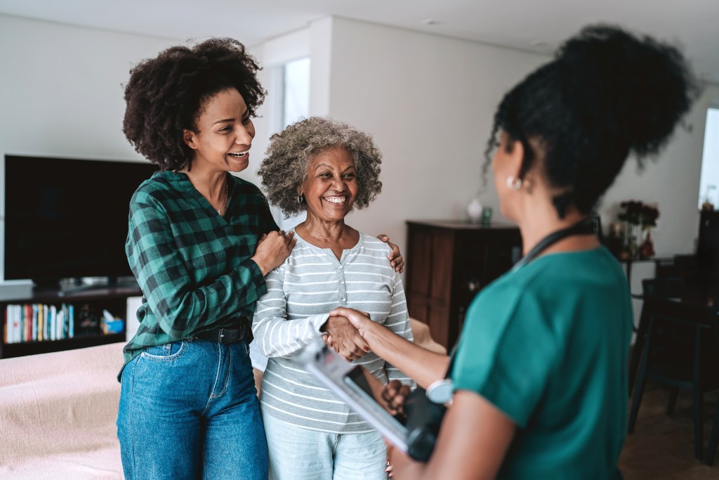 What to Look for When Touring an Assisted Living Home in Cypress, TX